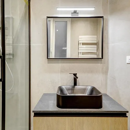 Apartment Haussmannienne De Luxe Au Coeur De 3eme Paris