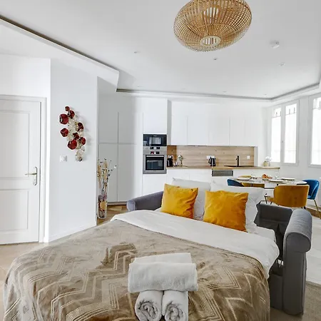 Haussmannienne De Luxe Au Coeur De 3eme Apartment Paris